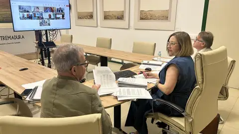 Extremadura rechaza el acuerdo de Directrices de Conservación de Red Natura porque "complica cualquier modificación" Extremadura rechaza el acuerdo de Directrices de Conservación de Red Natura porque "complica cualquier modificación"