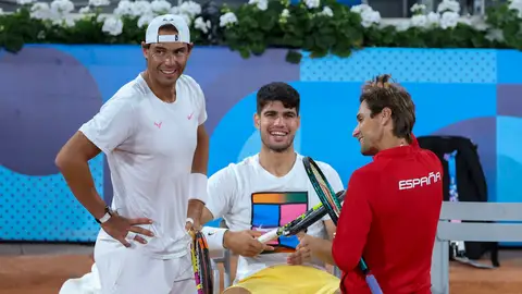 Rafael Nadal y Carlos Alcaraz, en los Juegos Olímpicos de París 2024 Rafael Nadal y Carlos Alcaraz, en los Juegos Olímpicos de París 2024