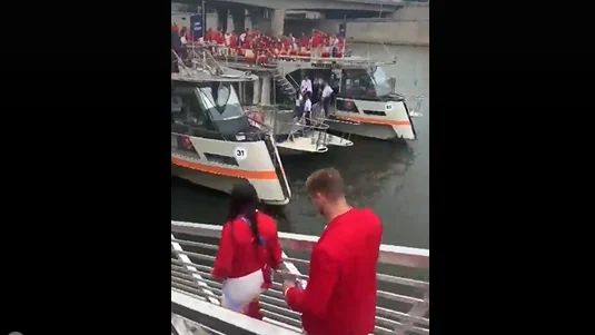 Ya han llegado al barco de la delegación española los abanderados Echegoyen y Marcus Cooper 