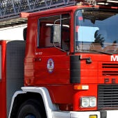 Cinco personas afectadas, dos de ellas ingresadas leves en el Hospital de Mérida tras el incendio de una vivienda en La Zarza