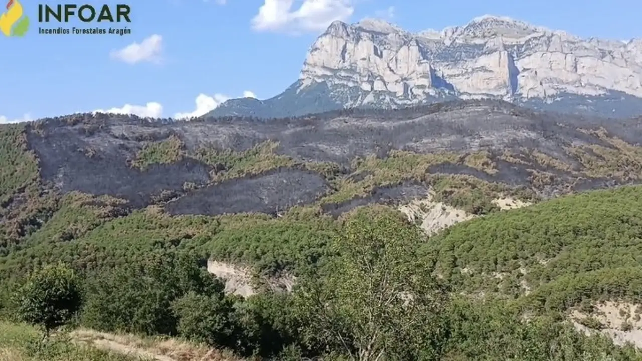 Superficie del incendio en El Pueyo de Araguás Superficie del incendio en El Pueyo de Araguás