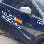 Coche de la Policía Nacional Coche de la Policía Nacional