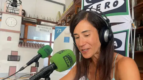 Sandra Sandalinas en los micrófonos de Onda Cero Sandra Sandalinas en los micrófonos de Onda Cero