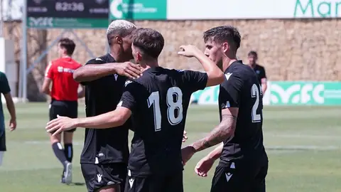 El Castellón marcó sus dos goles en los diez últimos minutos El Castellón marcó sus dos goles en los diez últimos minutos