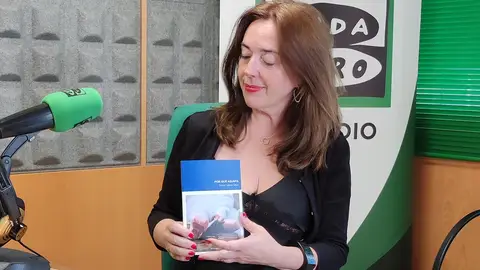 Mercedes Corbillón en Un alto en el camino Lecturas en la maleta