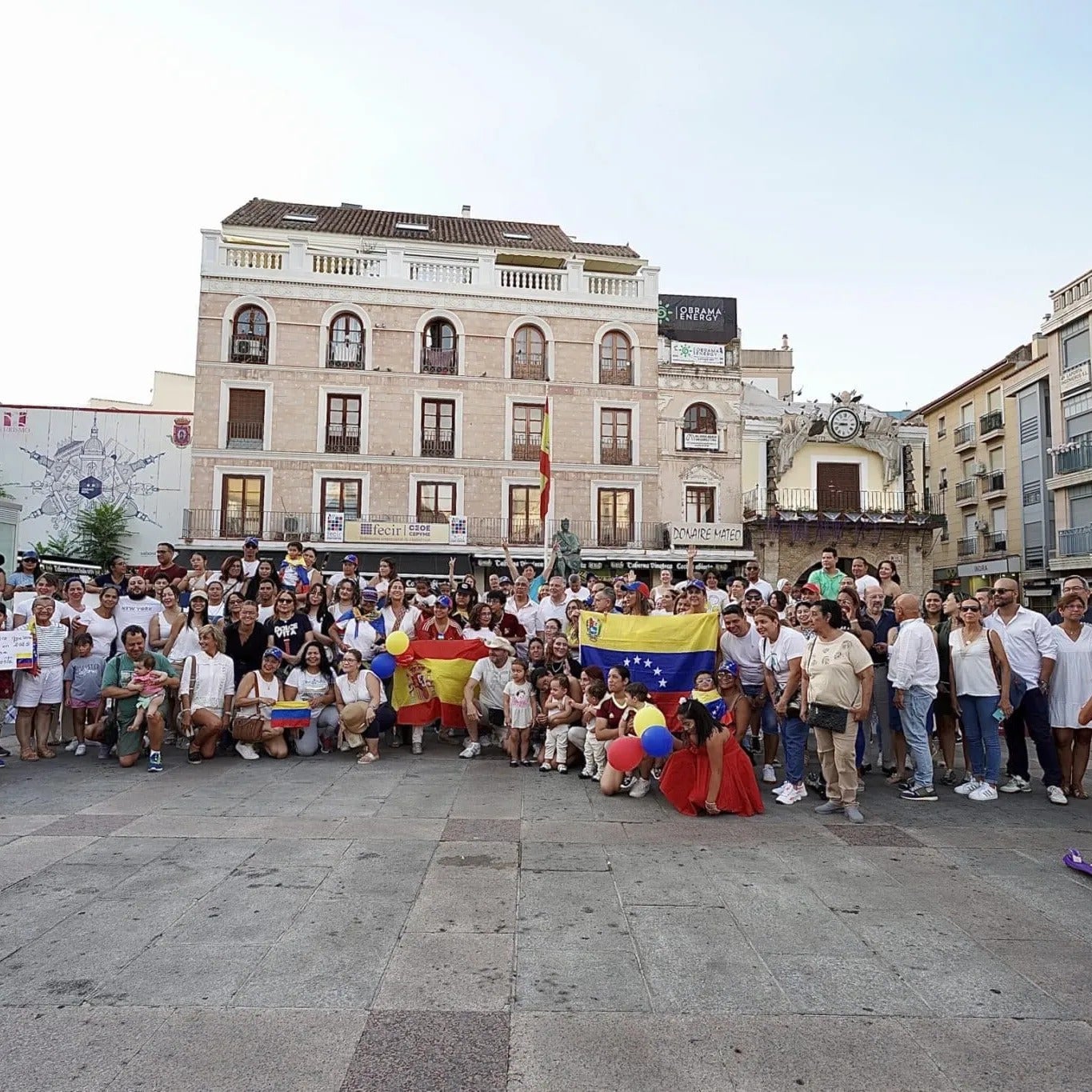 Venezolanos en Ciudad Real: "Un fraude evidente de Maduro, pedimos que Pedro Sánchez no sea un aliado del régimen dictatorial" Venezolanos en Ciudad Real: "Un fraude evidente de Maduro, pedimos que Pedro Sánchez no sea un aliado del régimen dictatorial"
