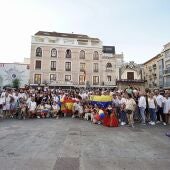 Venezolanos en la Plaza Mayor de Ciudad Real