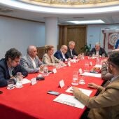 Reunión del pacto canario por la inmigración cuyos miembros son los portavoces de los grupos en el Parlamento de Canarias