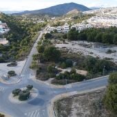 Finestrat resuelve la modificación urbanística necesaria para crear el tercer colegio en la urbanización Terra Mar