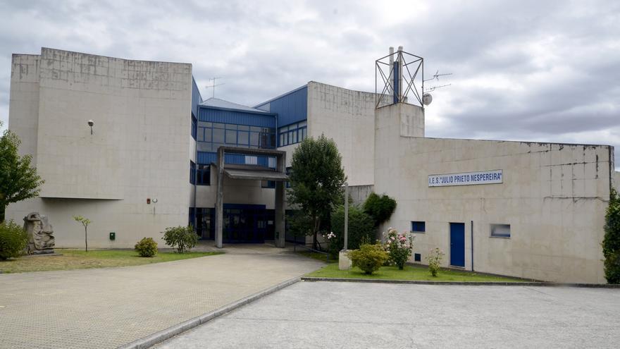 Piden medidas nos centros escolares para evitar sucesos luctuosos como o ocorrido en Ourense Piden medidas nos centros escolares para evitar sucesos luctuosos como o ocorrido en Ourense