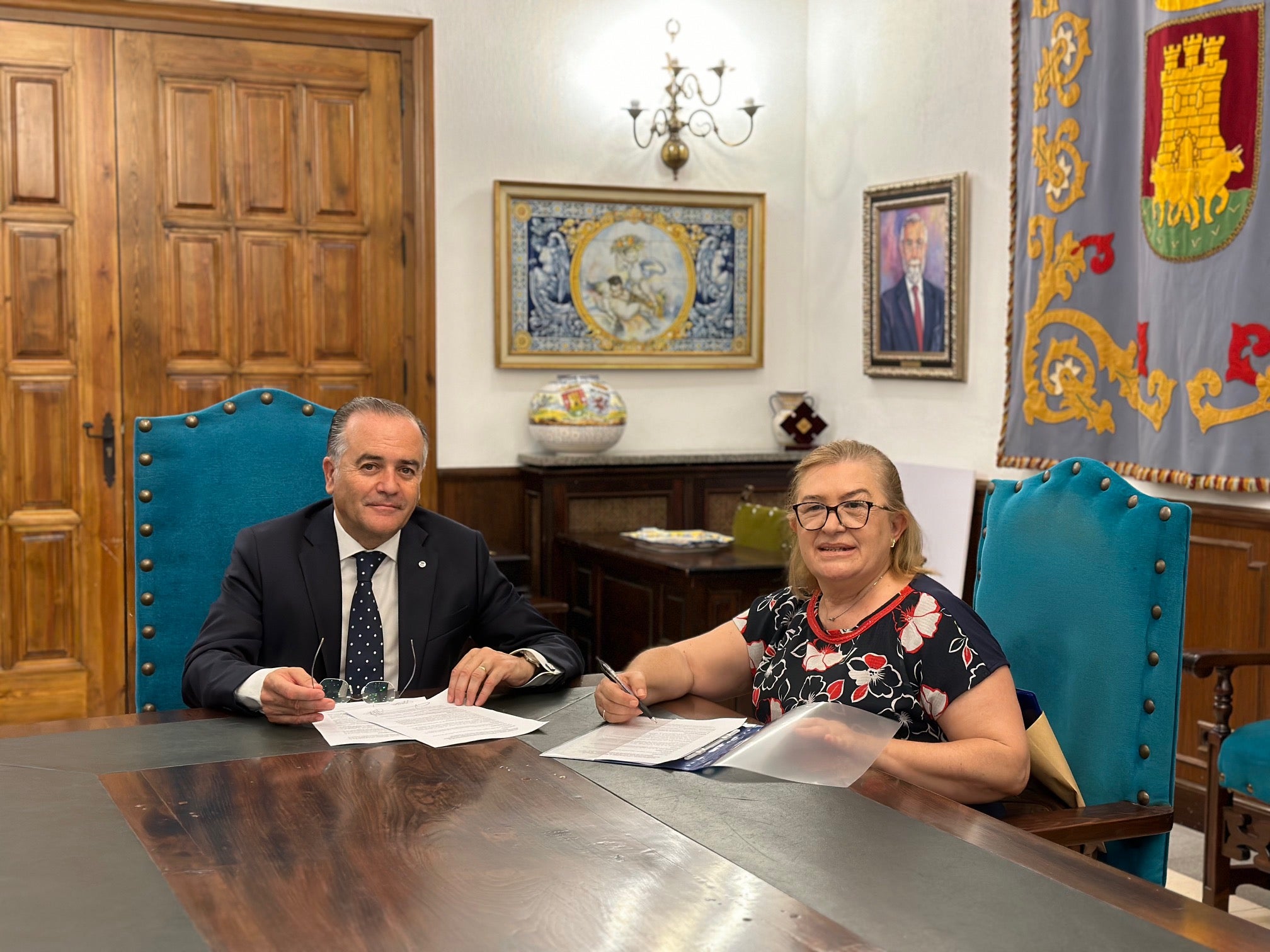 El alcalde apoya que se reconozca la realidad histórica de ‘Las Tierras de Talavera’ en el nuevo Estatuto de CLM El alcalde apoya que se reconozca la realidad histórica de ‘Las Tierras de Talavera’ en el nuevo Estatuto de CLM