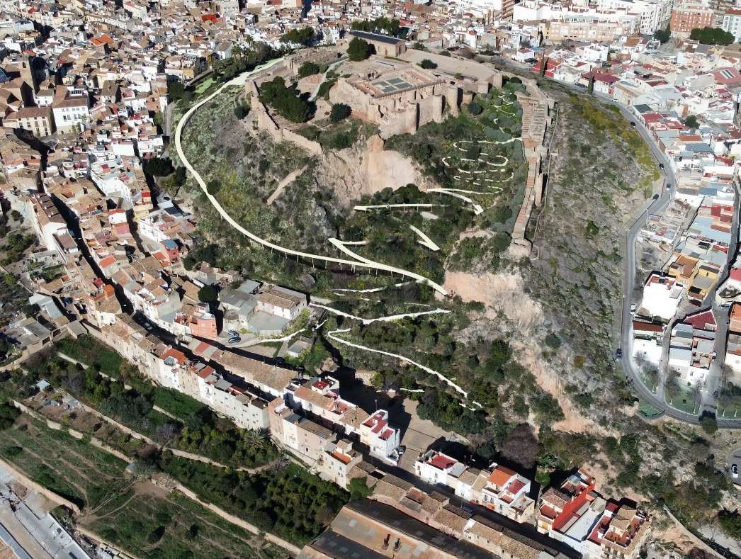 Europa financia la transformación de la ladera del Castillo de Onda en un nuevo espacio turístico Europa financia la transformación de la ladera del Castillo de Onda en un nuevo espacio turístico