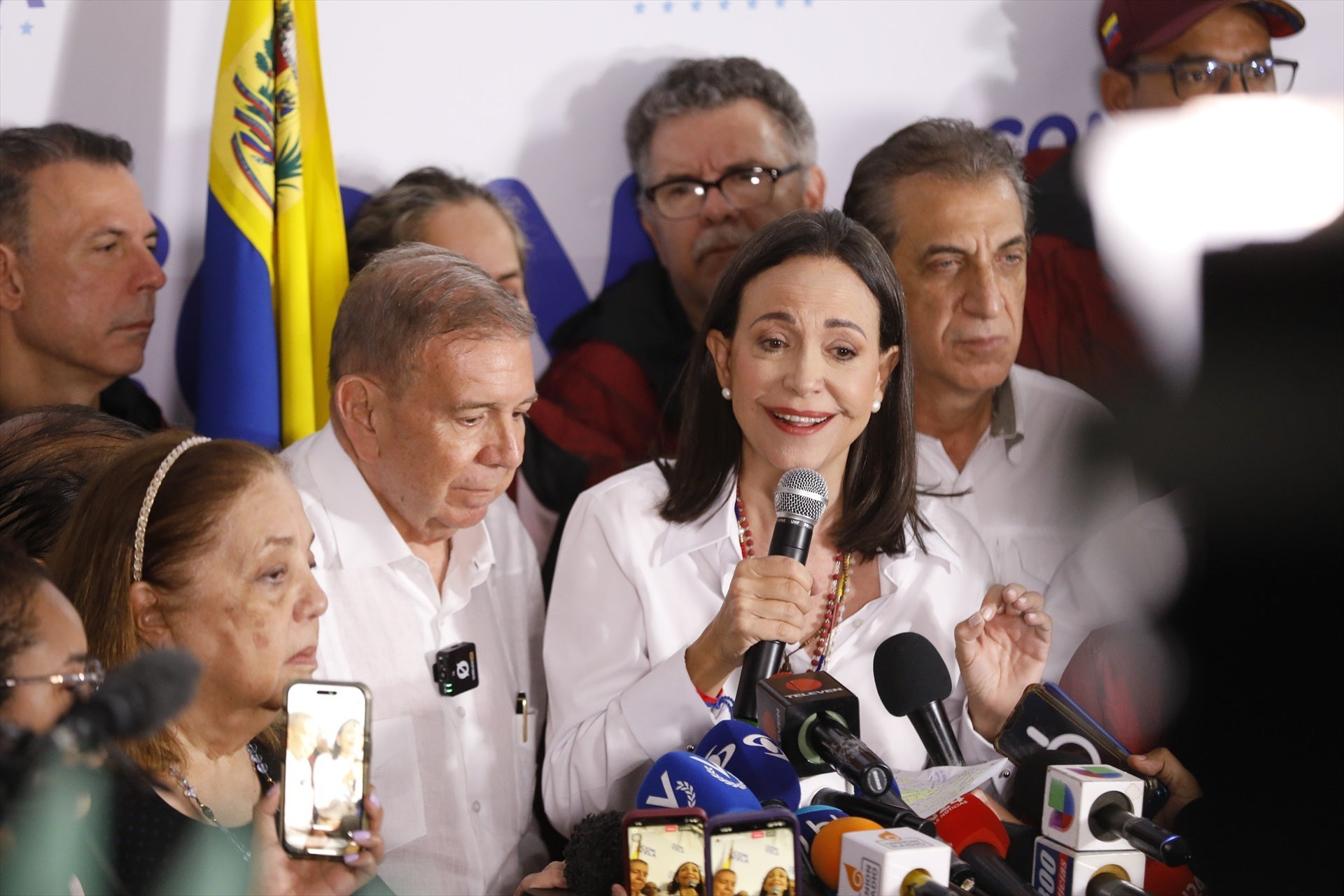 Corina Machado rechaza nuevas elecciones y ofrece las actas electorales para su revisión Corina Machado rechaza nuevas elecciones y ofrece las actas electorales para su revisión