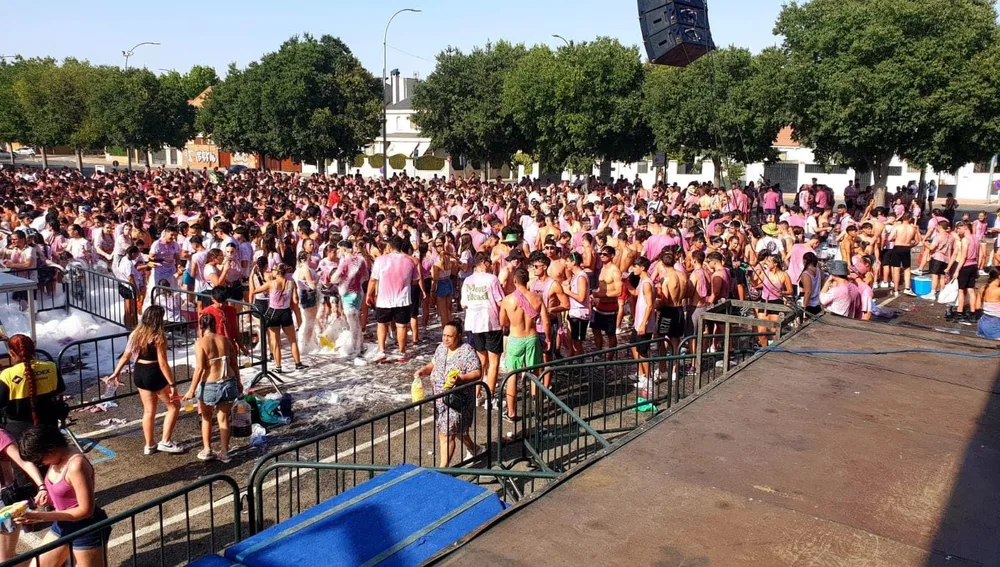 La zurra volvió este año al exterior del recinto ferial La zurra volvió este año al exterior del recinto ferial