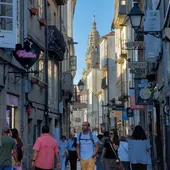 La alcaldesa de Santiago confía en un "resultado positivo" en la reunión con la Xunta para abordar la tasa turística La alcaldesa de Santiago confía en un "resultado positivo" en la reunión con la Xunta para abordar la tasa turística