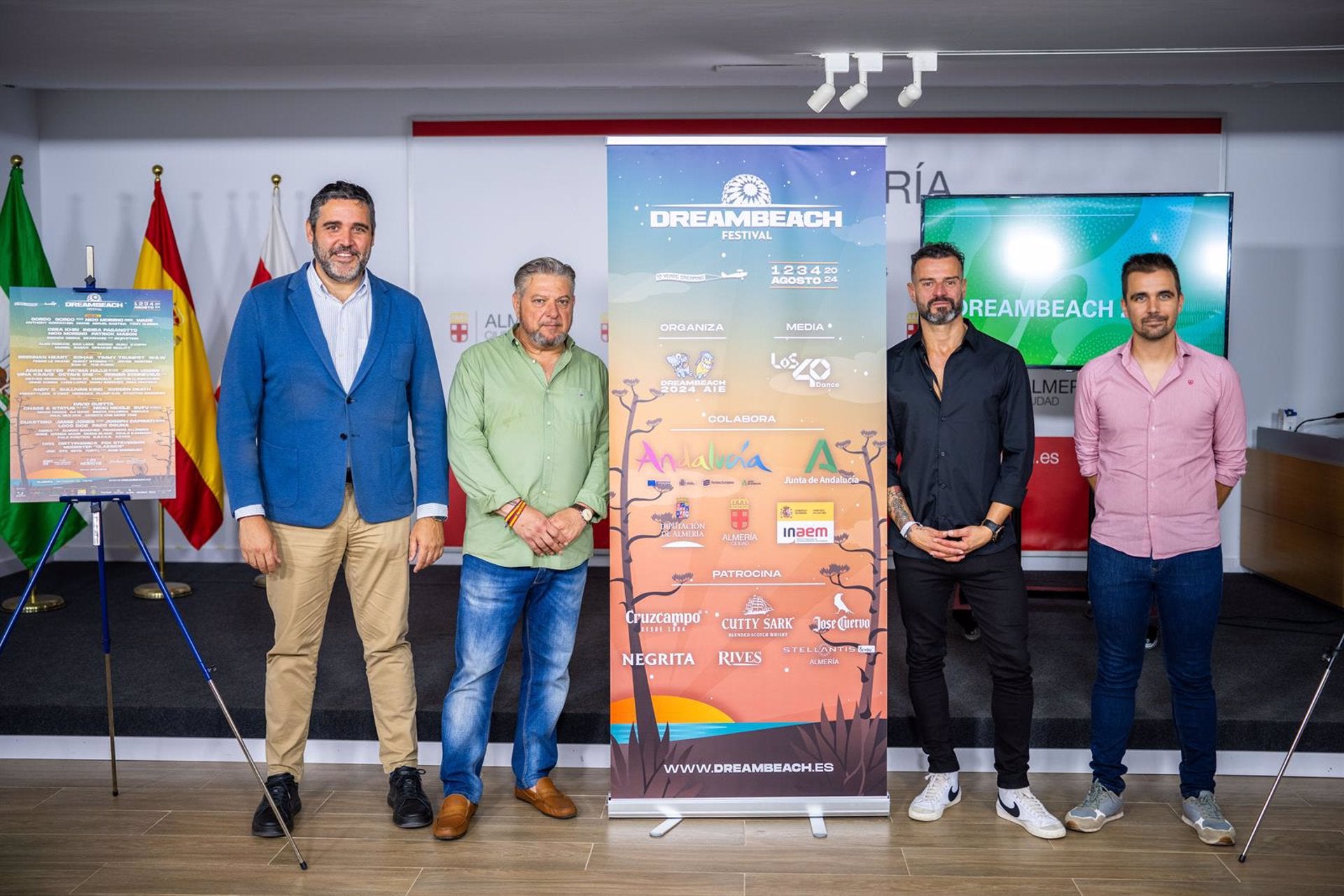 El Dreambeach anuncia 3.000 plazas de aparcamientos y el refuerzo con buses lanzadera hacia las proximidades del festival El Dreambeach anuncia 3.000 plazas de aparcamientos y el refuerzo con buses lanzadera hacia las proximidades del festival