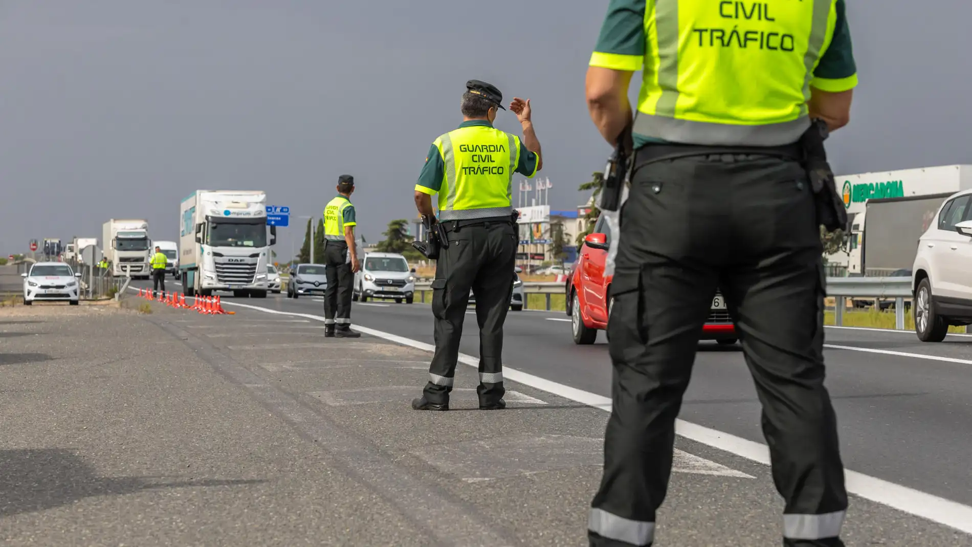 Este miércoles arranca la 'Operación Especial' de agosto con 3,1 millones de desplazamientos por carretera Este miércoles arranca la 'Operación Especial' de agosto con 3,1 millones de desplazamientos por carretera