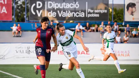 El Elche Femenino cae en la final del COTIF El Elche CF Femenino pierde por la mínima contra el Levante B en su segundo compromiso de pretemporada.