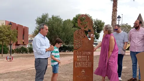 Mariola Cantarero ya tiene su calle en Aspe La calle dedicada a Mariola Cantarero se encuentra en el barrio Los Tenores.