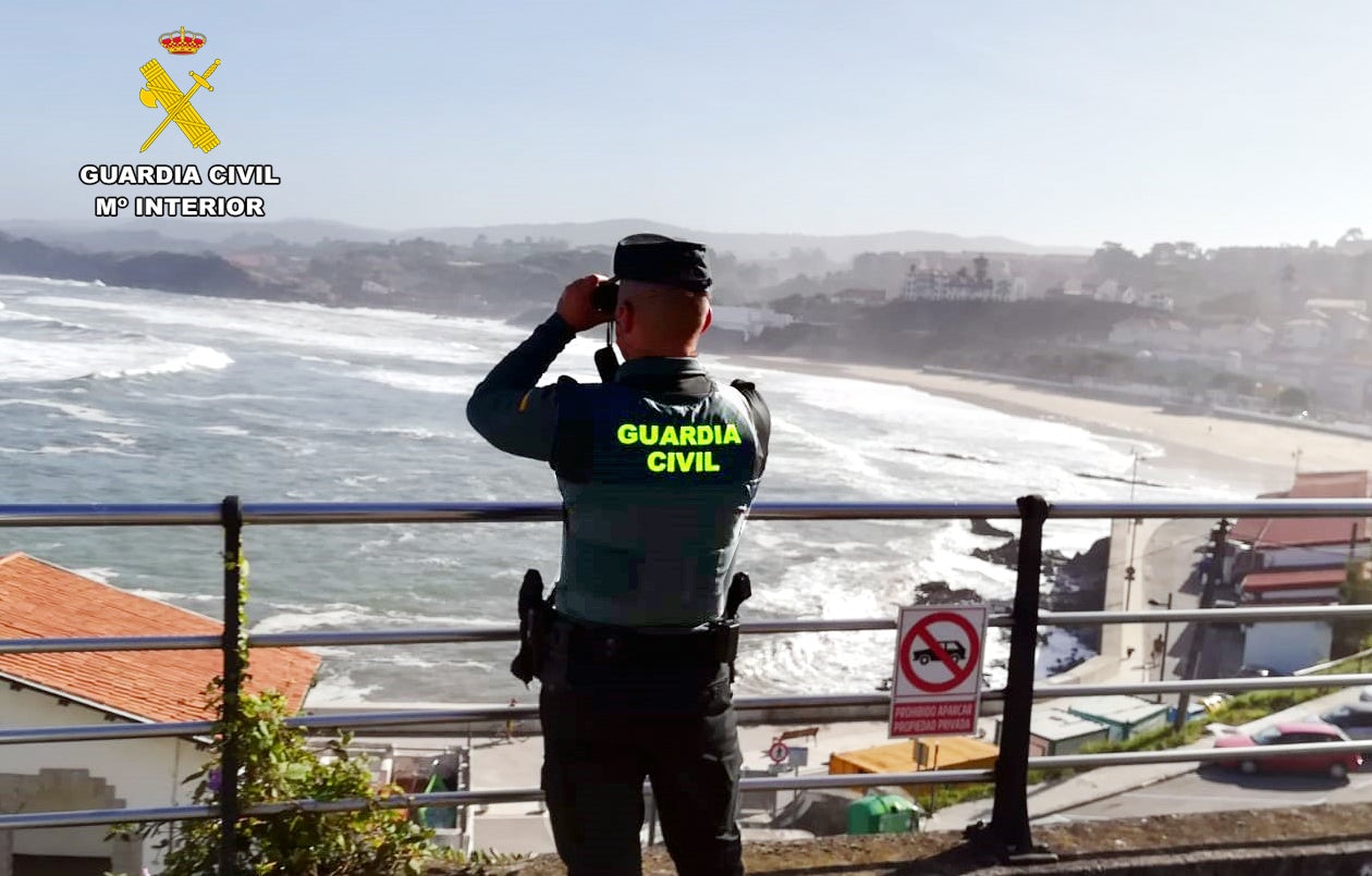 Detenida la presunta autora del robo en una autocaravana en la playa de Sonabia Detenida la presunta autora del robo en una autocaravana en la playa de Sonabia