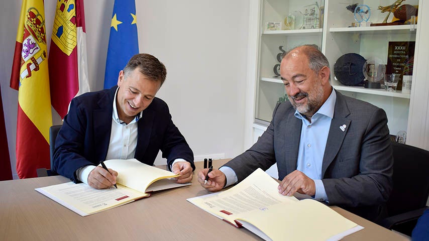 La UCLM y el Ayuntamiento de Albacete crean la ‘Cátedra Ciudad de Albacete’ La UCLM y el Ayuntamiento de Albacete crean la ‘Cátedra Ciudad de Albacete’