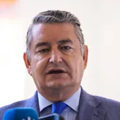 El consejero de Presidencia, Antonio Sanz, atiende a los periodistas en una imagen de archivo. - Joaquin Corchero - Europa Press El consejero de Presidencia, Antonio Sanz, atiende a los periodistas en una imagen de archivo. - Joaquin Corchero - Europa Press