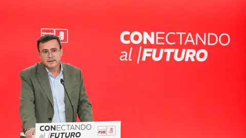 Gallardo pide a Pedro Sánchez que convoque el Consejo de Política Federal del PSOE para tratar el posible "Concierto" catalán Gallardo pide a Pedro Sánchez que convoque el Consejo de Política Federal del PSOE para tratar el posible "Concierto" catalán