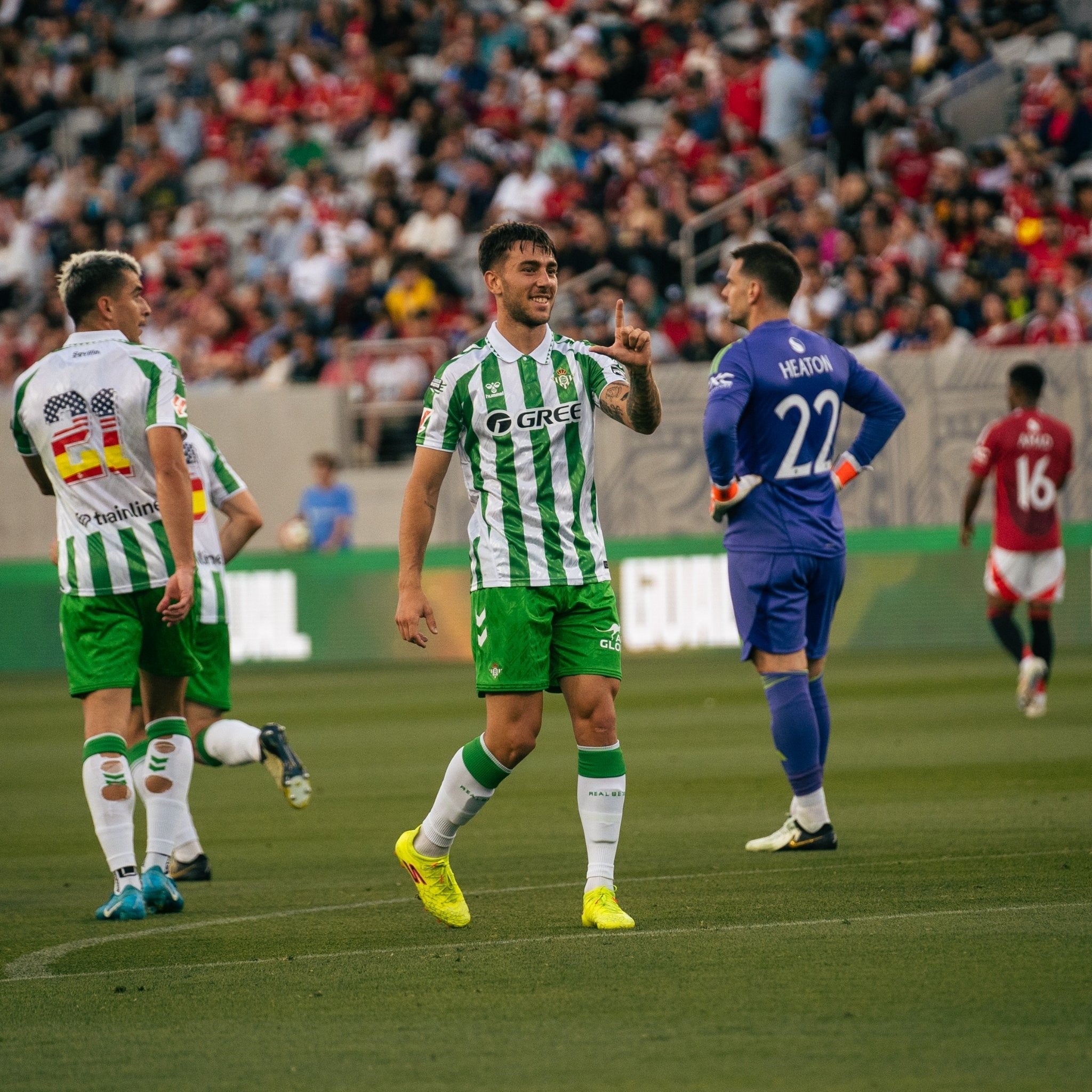 El Betis cae con honores frente a un Manchester United más rodado El Betis cae con honores frente a un Manchester United más rodado