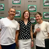La edil de Cultura de La Vila junto al director y productor de la comapñía Aracaladanza La edil de Cultura de La Vila junto al director y productor de la comapñía Aracaladanza
