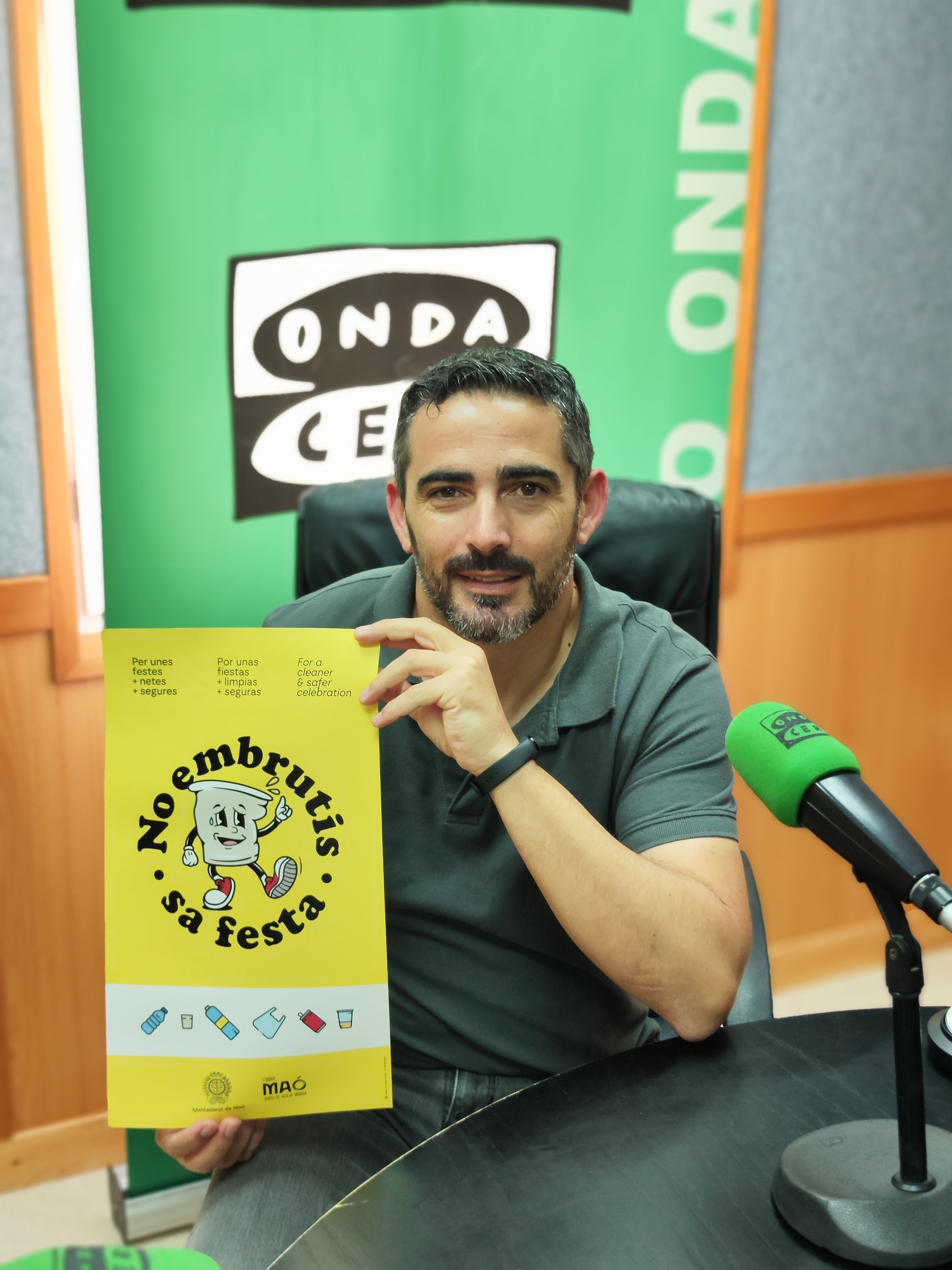 Maó promueve el uso de contenedores de residuos durante las fiestas patronales Maó promueve el uso de contenedores de residuos durante las fiestas patronales