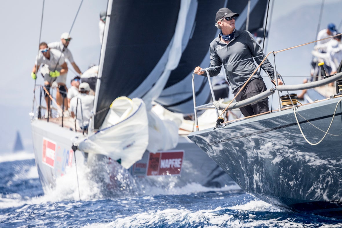 Una completa jornada de regatas define las posiciones para la Serie Final de la 42 Copa del Rey MAPFRE Una completa jornada de regatas define las posiciones para la Serie Final de la 42 Copa del Rey MAPFRE