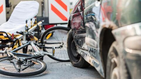 Ciclista ferido moi grave en sinistro ocorrido na N-540