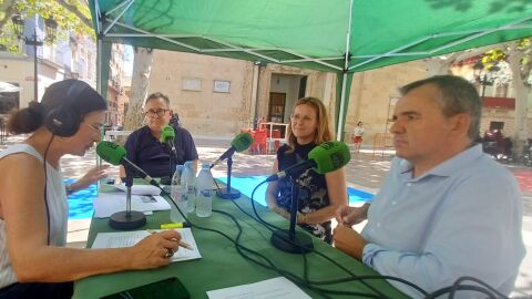 El programa 'M&aacute;s de uno Elche' se ha emitido este viernes desde Aspe.