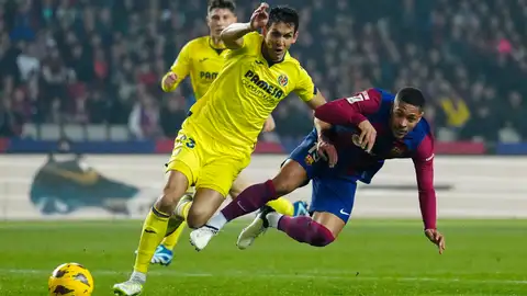El Villarreal hace oficial la rescisión de contrato de Aissa Mandi El Villarreal hace oficial la rescisión de contrato de Aissa Mandi