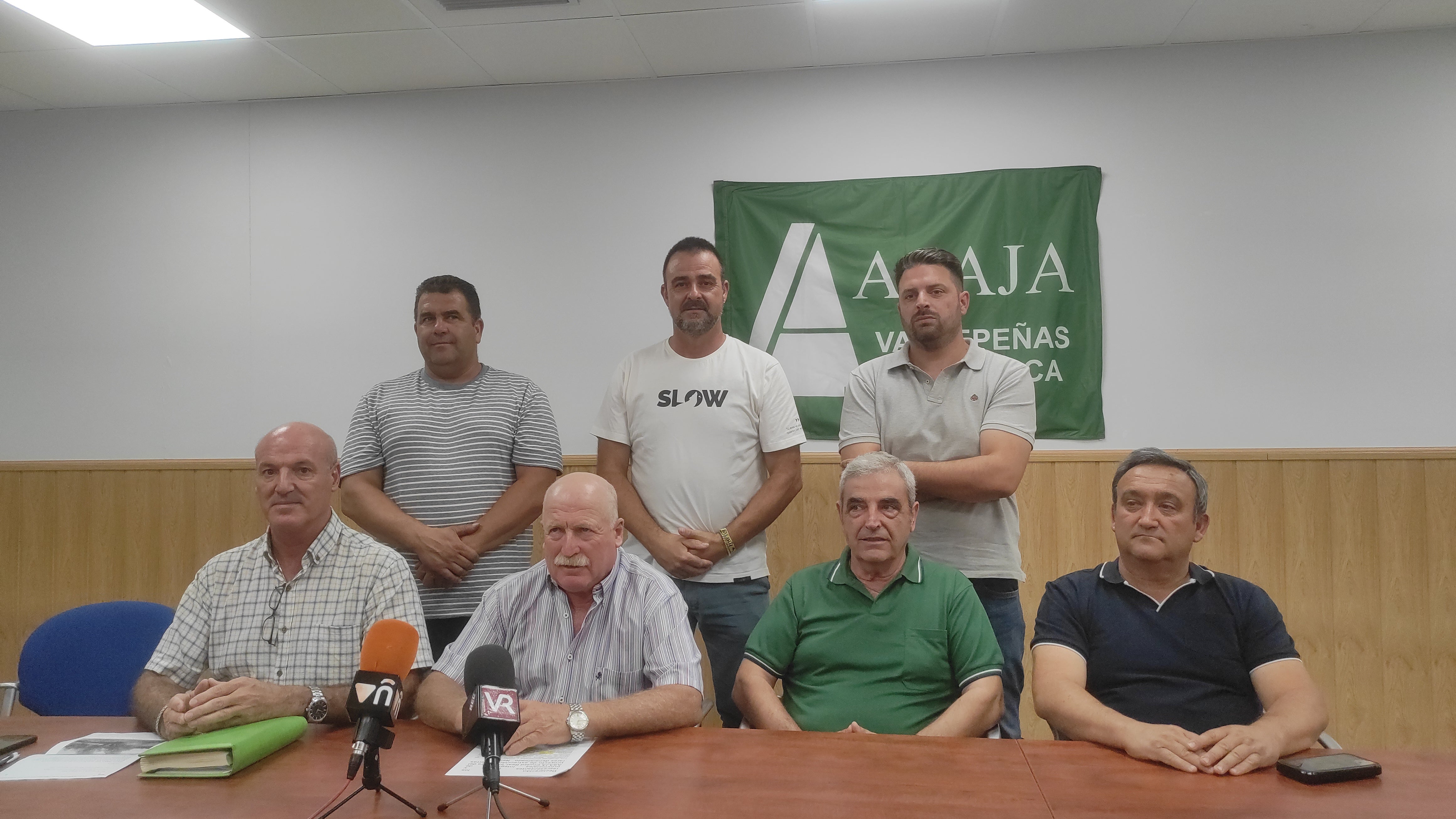 Dirigentes provinciales y locales de ASAJA en contra de la minería de tierras raras Dirigentes provinciales y locales de ASAJA en contra de la minería de tierras raras