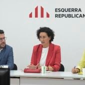 Imagen de la comisión permanente de ERC, presidida por la secretaria general del partido Marta Rovira, después de su retorno a Catalunya y acompañada por Pere Aragonés y Marta Vilalta