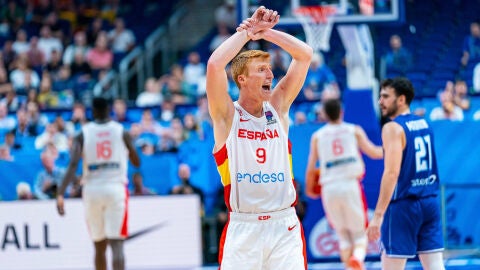 Alberto Díaz con la Selección Española de Baloncesto