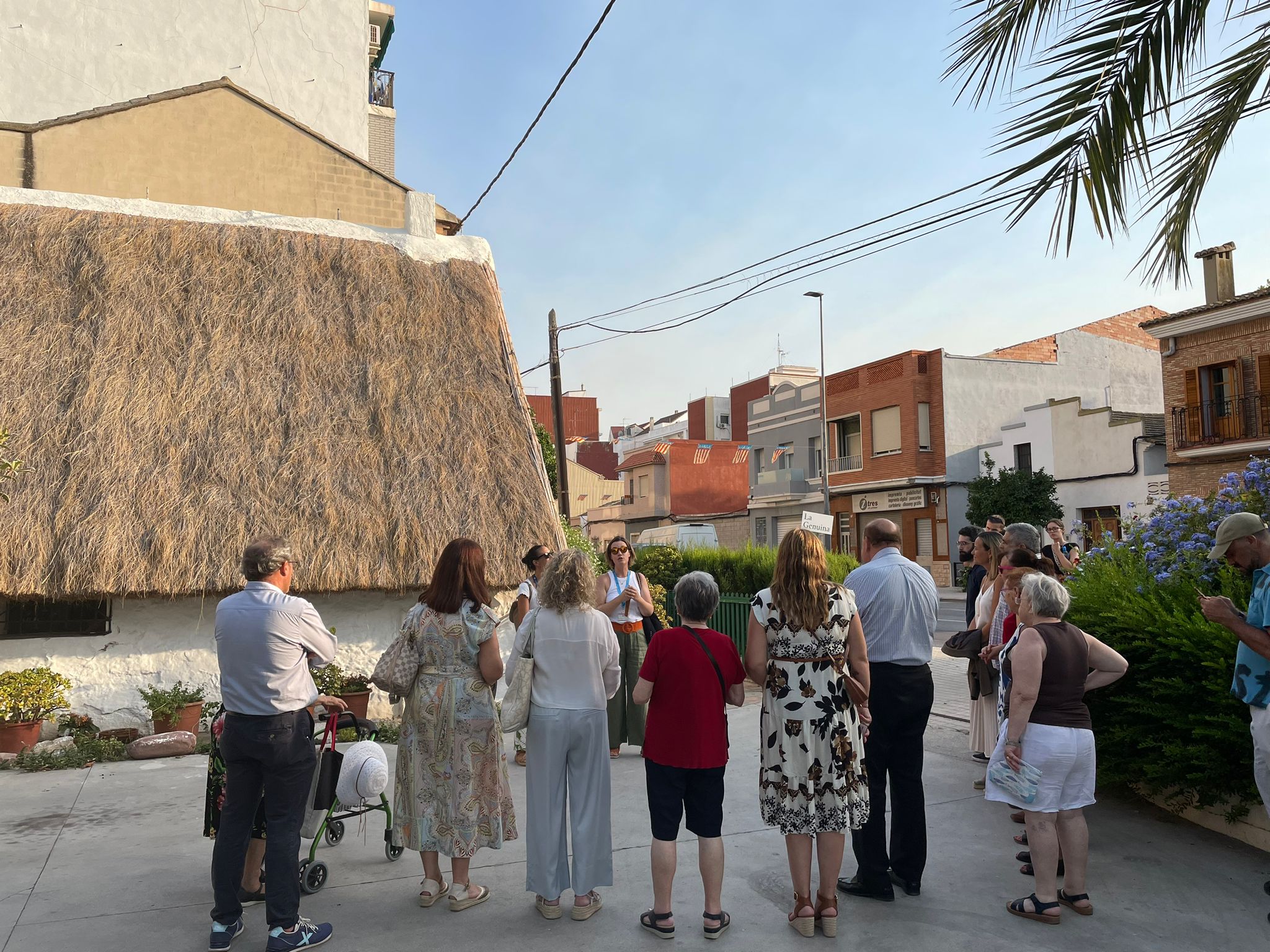 Nuevos itinerarios turísticos darán a conocer el entorno y patrimonio de Pobles del Sud y Nord de Valencia Nuevos itinerarios turísticos darán a conocer el entorno y patrimonio de Pobles del Sud y Nord de Valencia