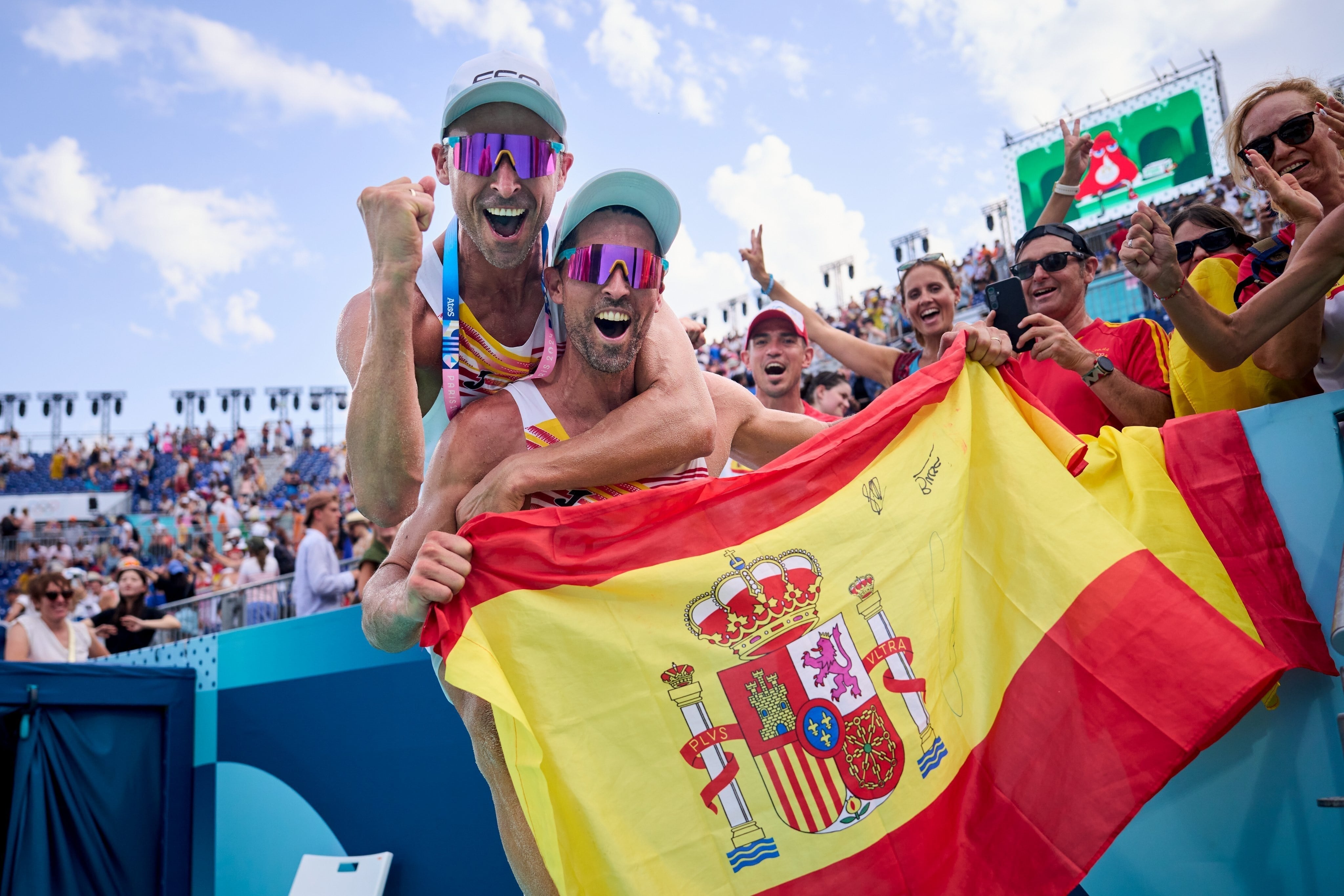 Pablo Herrera y Adrián Gavira se meten en octavos con un sensacional triunfo ante Estados Unidos Pablo Herrera y Adrián Gavira se meten en octavos con un sensacional triunfo ante Estados Unidos