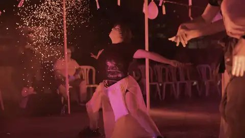 Mascletà poética de Tomàs Ibáñez en 'Sagunt a escena' Mascletà poética de Tomàs Ibáñez en 'Sagunt a escena'