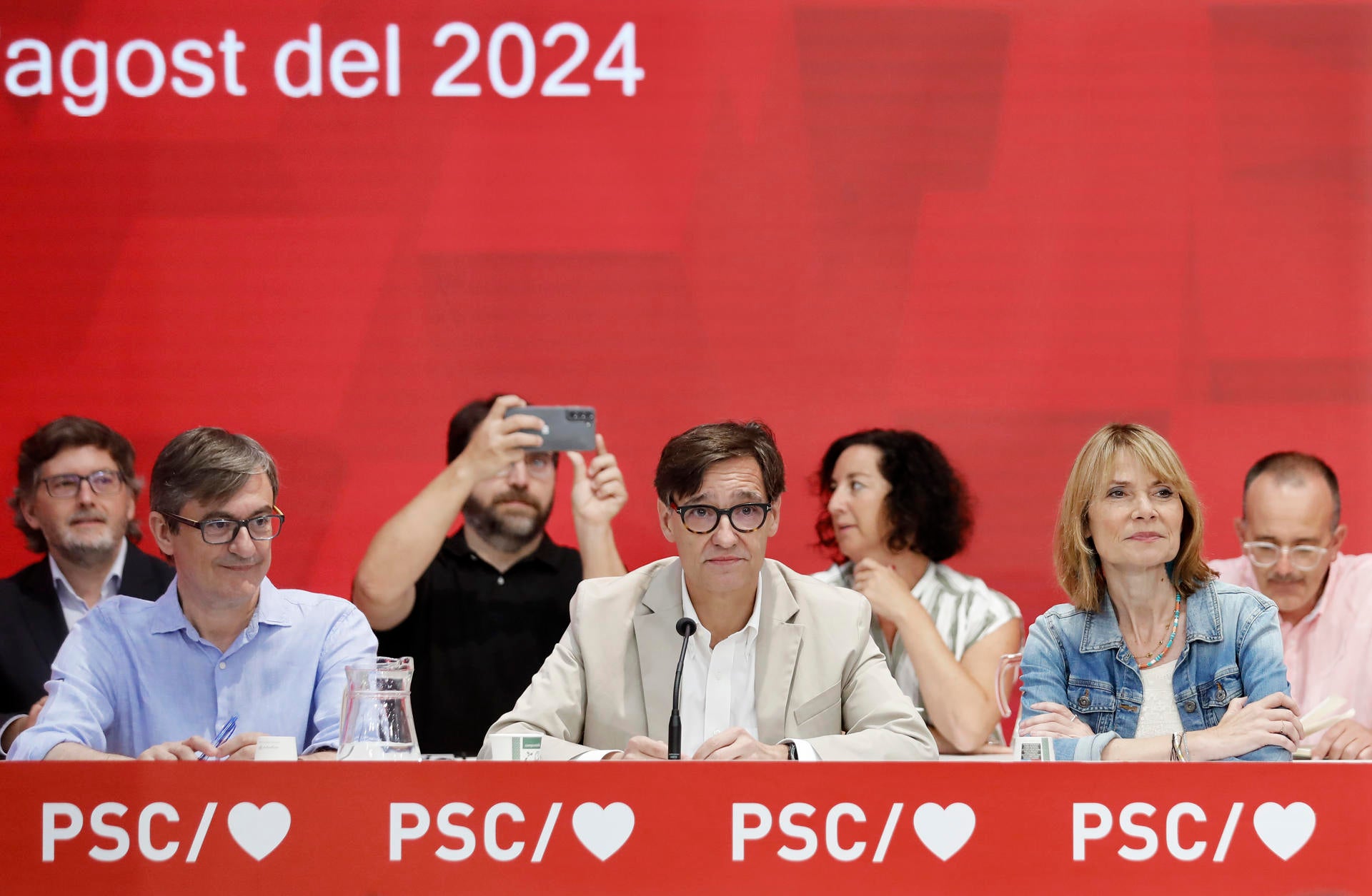 Illa comunica a Rull que tiene la mayoría para ser investido presidente de la Generalitat Illa comunica a Rull que tiene la mayoría para ser investido presidente de la Generalitat