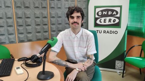 Santi Araujo, músico y compositor colaborador en Un Alto en el camino