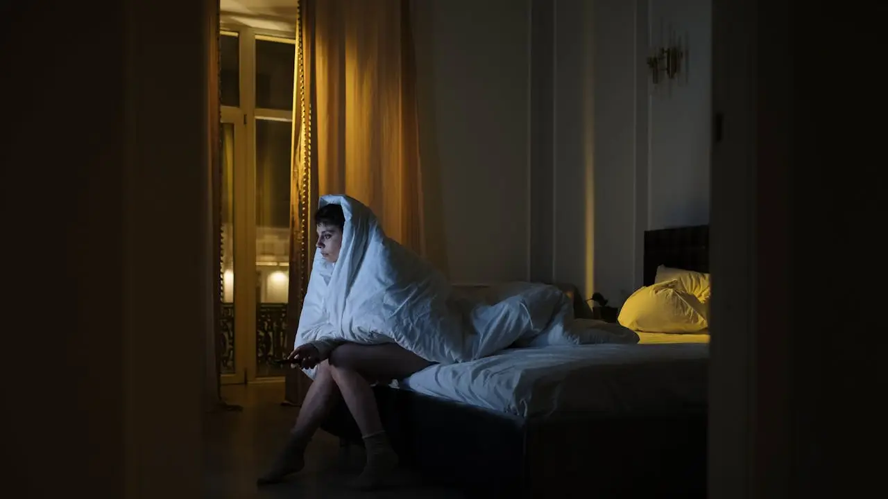 Imagen de archivo de una persona con insomnio