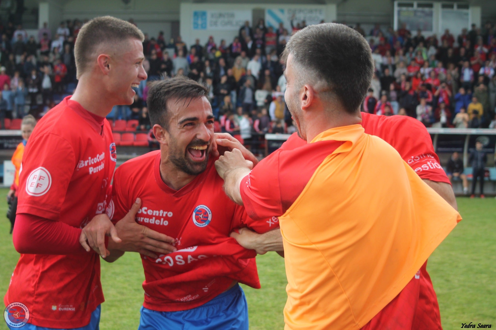 Capítulo 8: "Patrocinar ó Ourense" Capítulo 8: "Patrocinar ó Ourense"