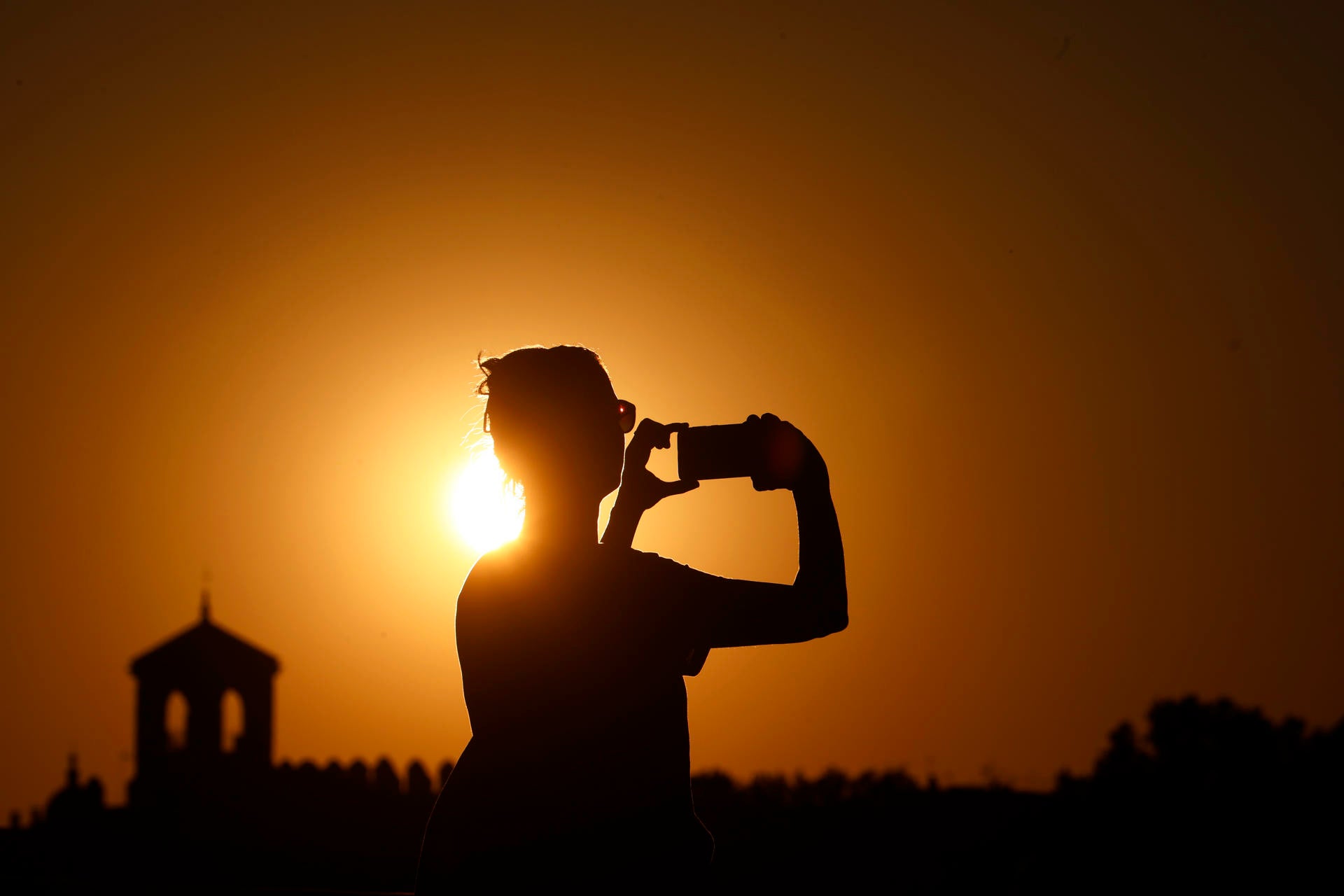 La semana empieza con más calor en casi todo el país: las zonas con alerta por temperaturas de hasta 40 grados La semana empieza con más calor en casi todo el país: las zonas con alerta por temperaturas de hasta 40 grados