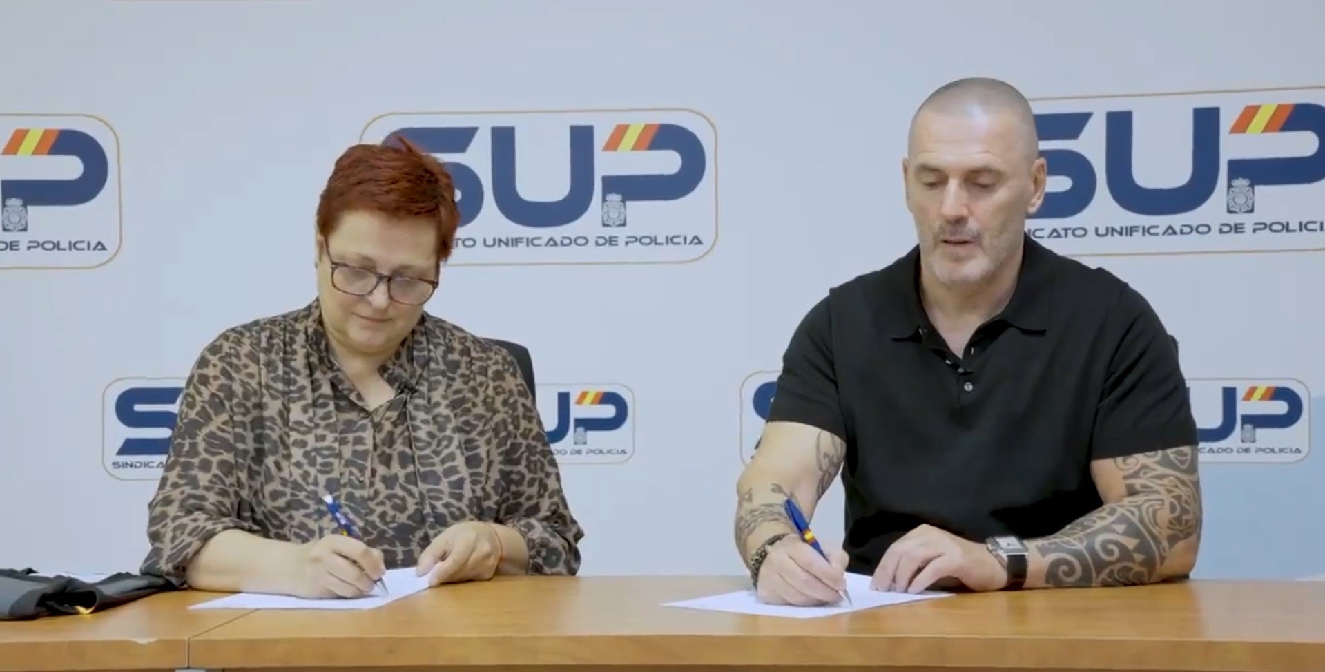 Desokupa formará en defensa personal a 30.000 agentes de Policía tras un acuerdo con el SUP Desokupa formará en defensa personal a 30.000 agentes de Policía tras un acuerdo con el SUP