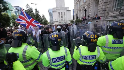 Imagen de disturbios en Reino Unido. Imagen de disturbios en Reino Unido.