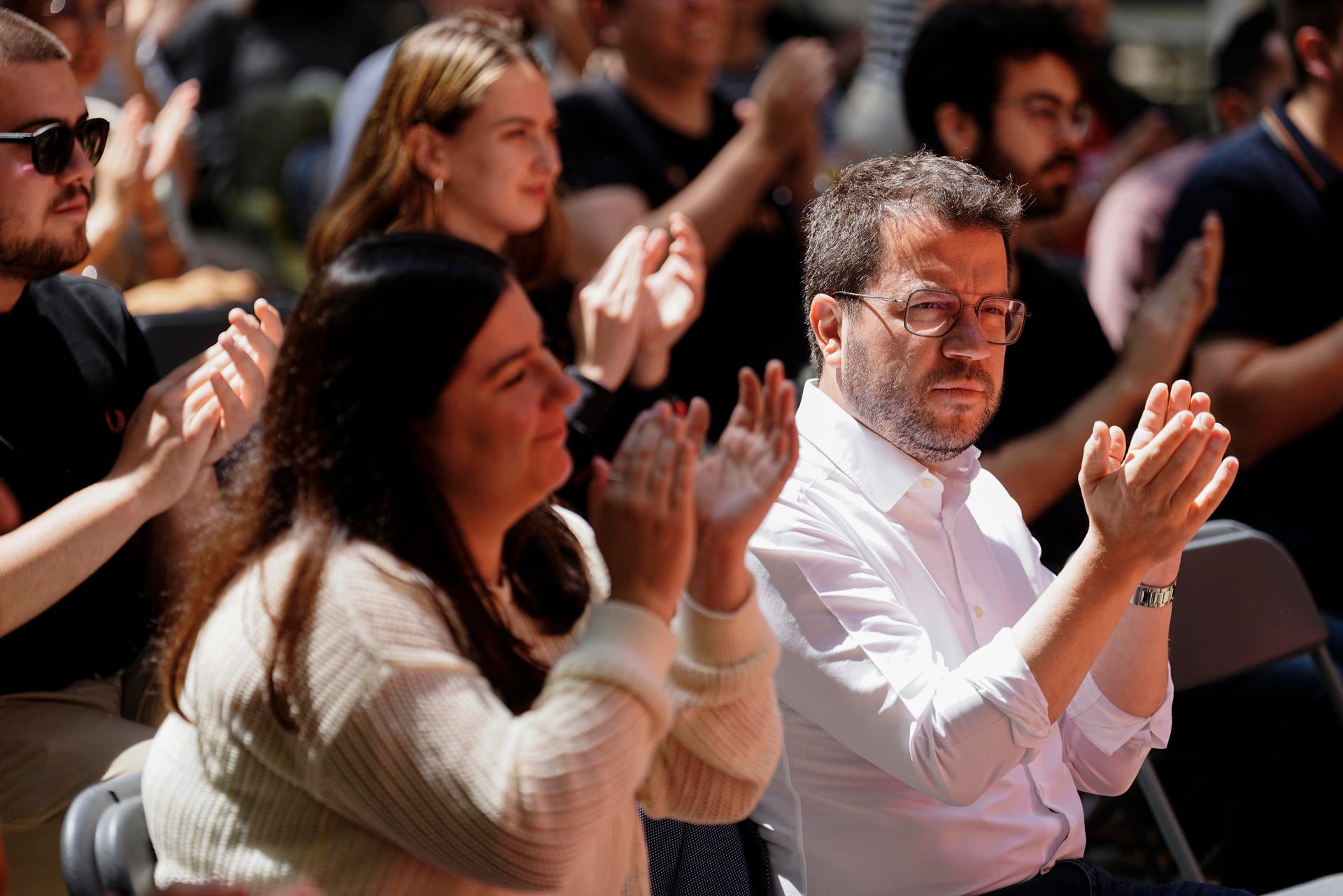 Las juventudes de ERC avalan investir a Illa y le garantizan la mayoría para llegar a la Generalitat Las juventudes de ERC avalan investir a Illa y le garantizan la mayoría para llegar a la Generalitat