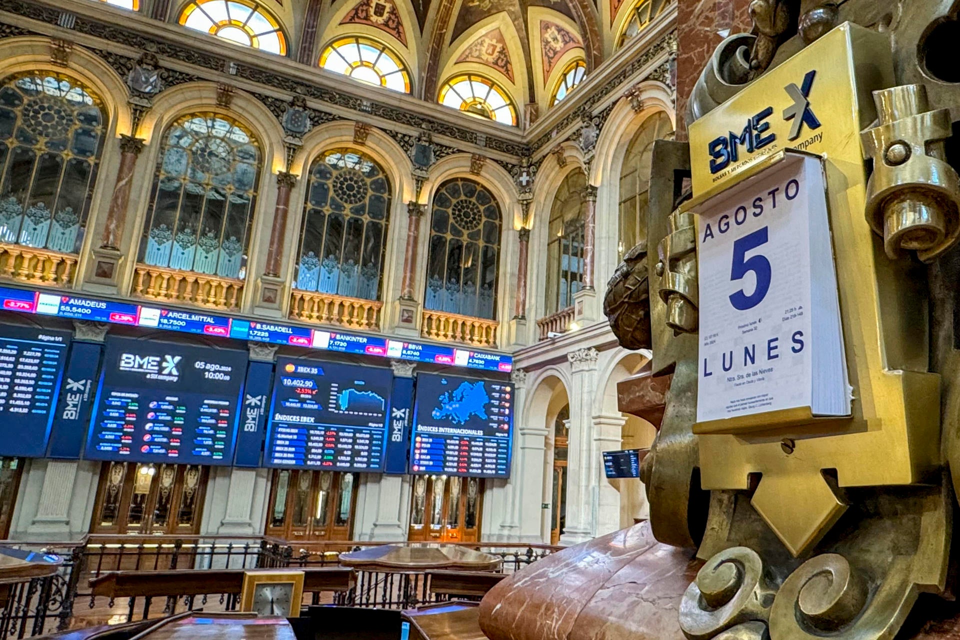 La Bolsa española abre con una caída del 2,57 % ante el miedo a una recesión en Estados Unidos La Bolsa española abre con una caída del 2,57 % ante el miedo a una recesión en Estados Unidos