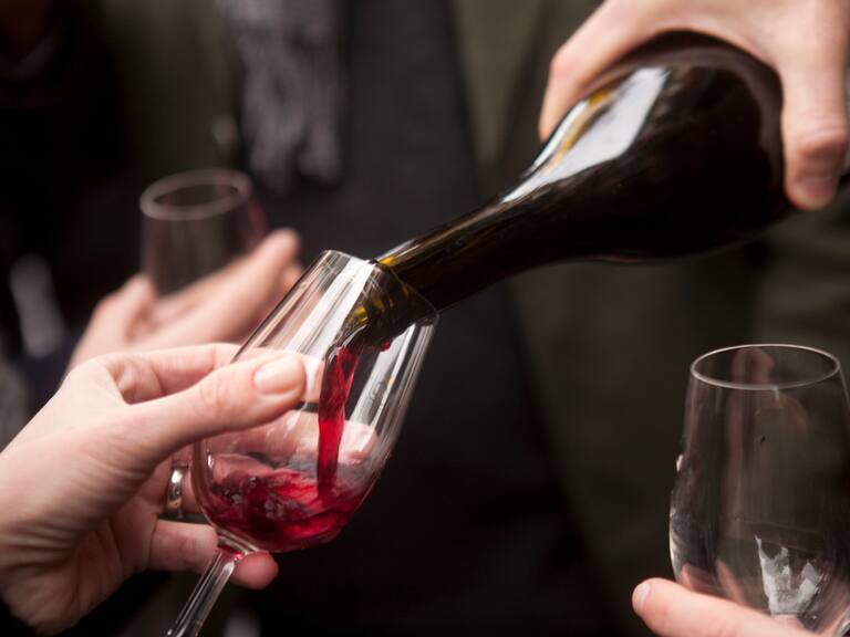 El sector vitivinícola rechaza la intención de Sanidad de prohibir el reclamo de "consumo responsable" en las bebidas alcohólicas El sector vitivinícola rechaza la intención de Sanidad de prohibir el reclamo de "consumo responsable" en las bebidas alcohólicas